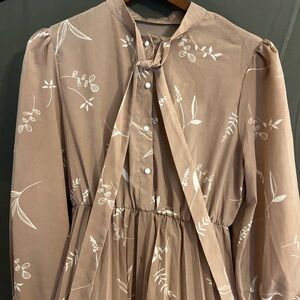 Elegant Floral Brown Dress